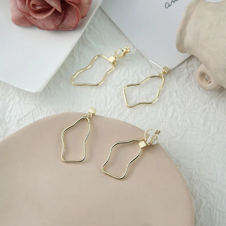 

Gold Drop Earrings Women Jewelry Unusual Earrings Clip on Earrings for Women 2021 Trend Earrings Jewelry Earring ear Gift