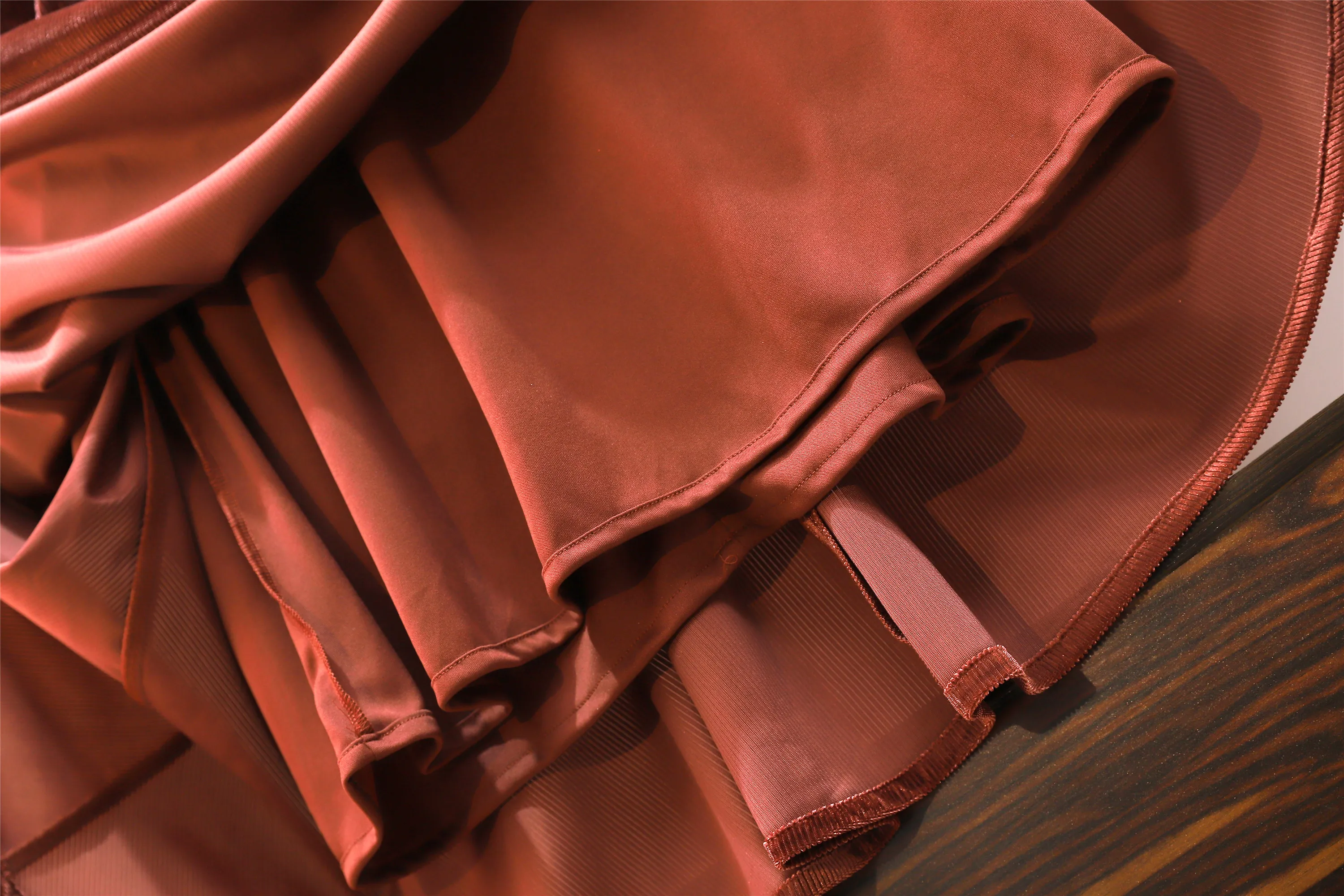 2019 Winter New Sexy For Fat Femal Party Long Dress Brown Loose Slim Velvet Sleeve Vintage Women's Bottomed | Женская одежда