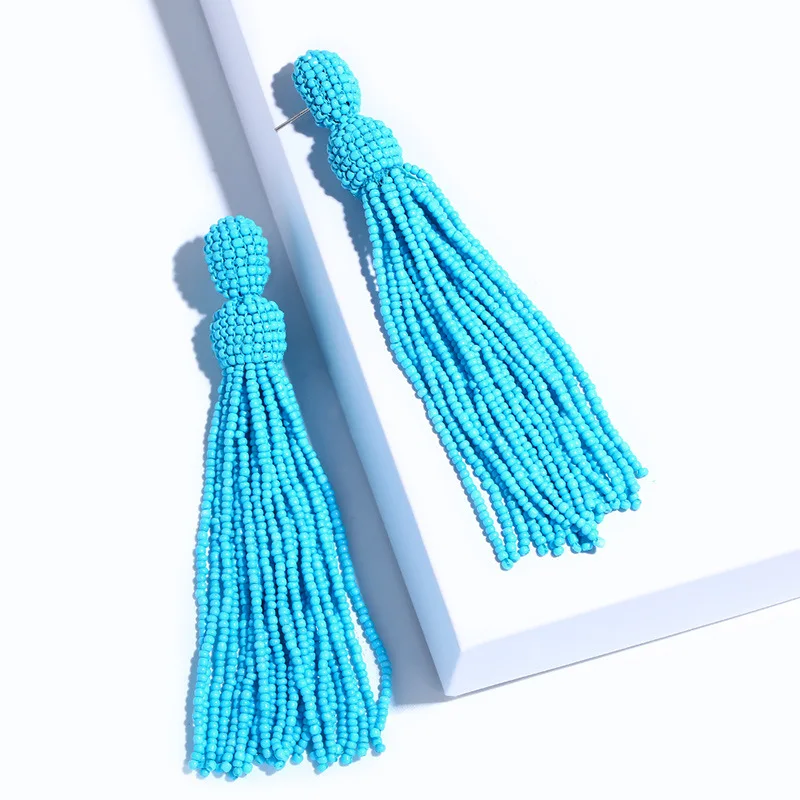 Женские серьги-гвоздики в богемном стиле с кисточками и бусинами вечерние