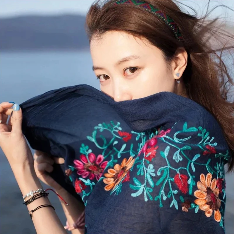 

Шарф женский хлопковый с вышивкой, цветной платок из вискозы