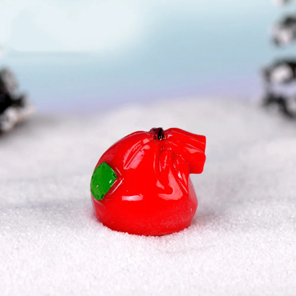 

18 Pcs Christmas Resin Ornaments Artificial Micro Landscape Decor Miniature Desktop Ornaments Layout Props for Mini Landscape Su