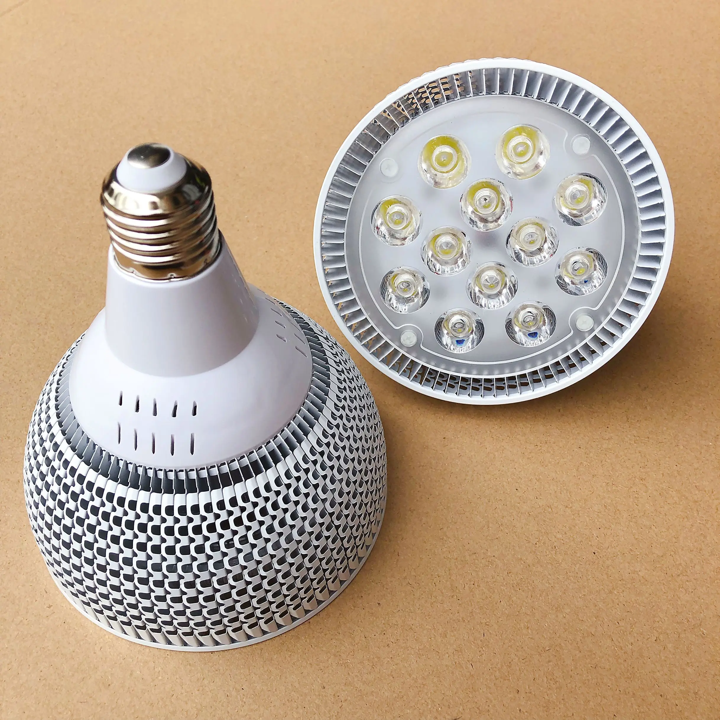 Dimmable High Power E27 E26 24W PAR38 LED Spot Light 12x2W Spotlight Bulb Lamps Indoor Lighting AC110V 220V