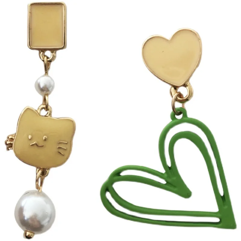 

CH-796 Cute kitten earrings temperament pearl asymmetric earrings creative hollow love dripping ear clip earrings