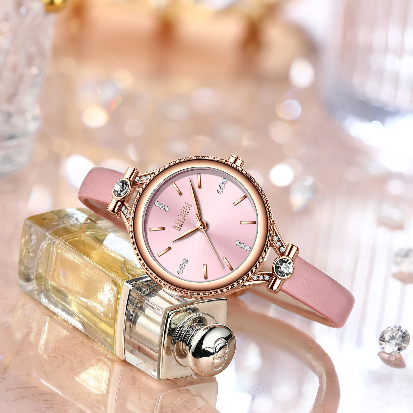 

Best Quartz Quartz Casual Watch 30m Waterproof Water Roman Numerals Diamond Dial Watch Elegant Lady Gift