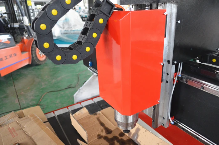 Высокоточный 3D станок для резки древесины 1325 фрезерный с ЧПУ шпинделем водяного