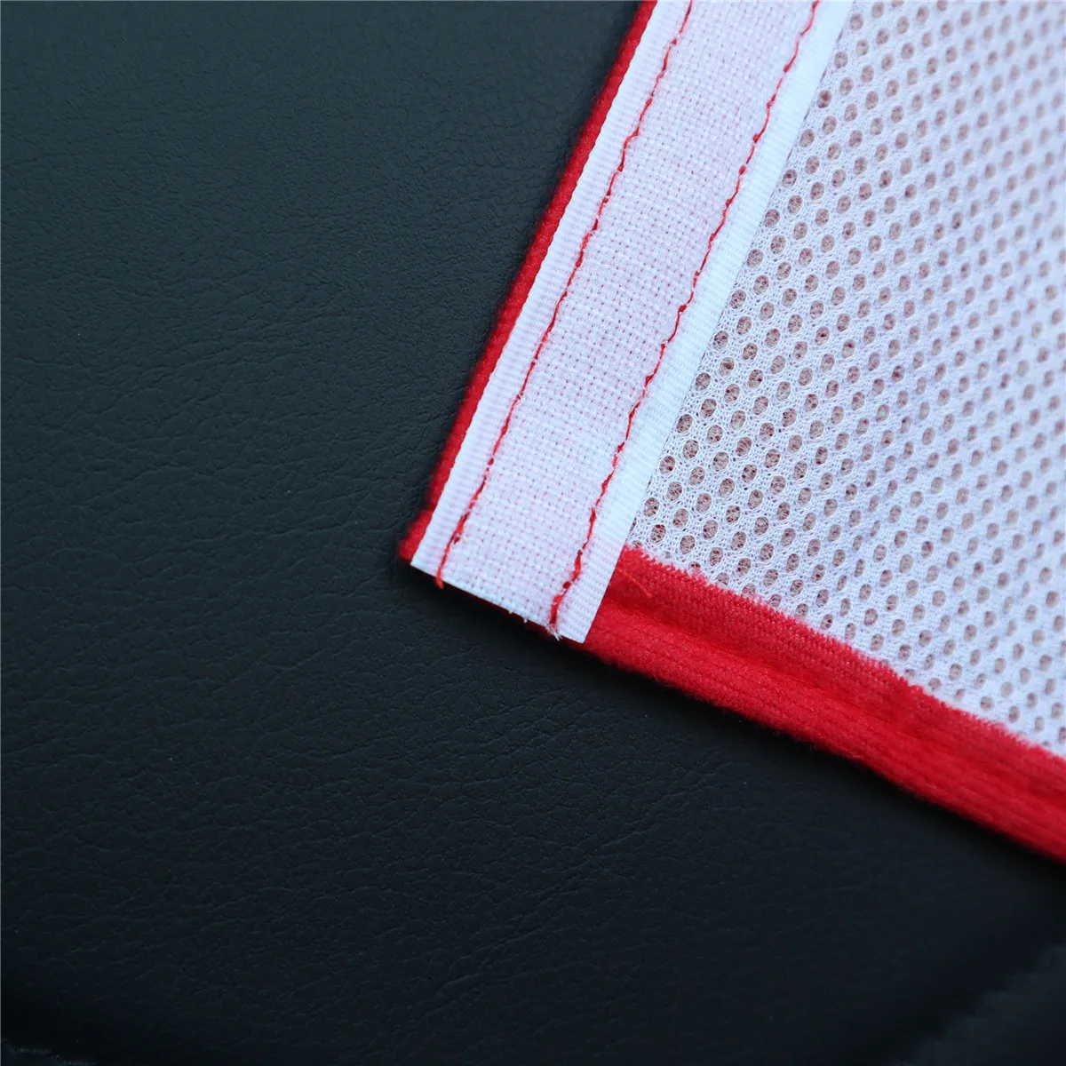 

2Pcs Breathable Car Safety Belt Cover Seat Belt Pad For TIGGO 5 Car Interior Accessories Protection Seat Belt Cover
