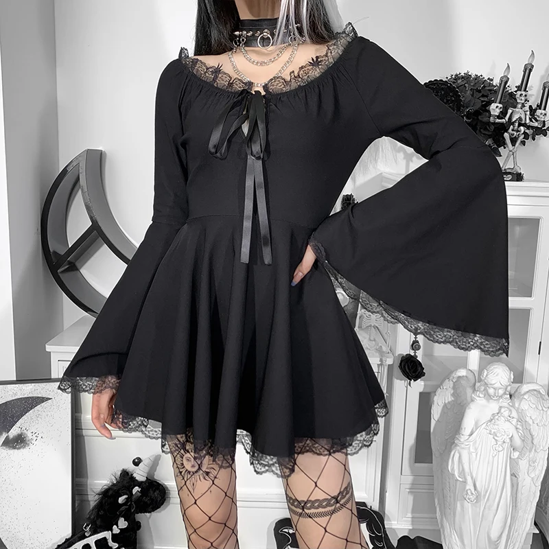 

Новое модное готическое черное платье с кружевной отделкой и расклешенными рукавами, мини-платья в стиле Харадзюку, панк, с высокой талией, ...