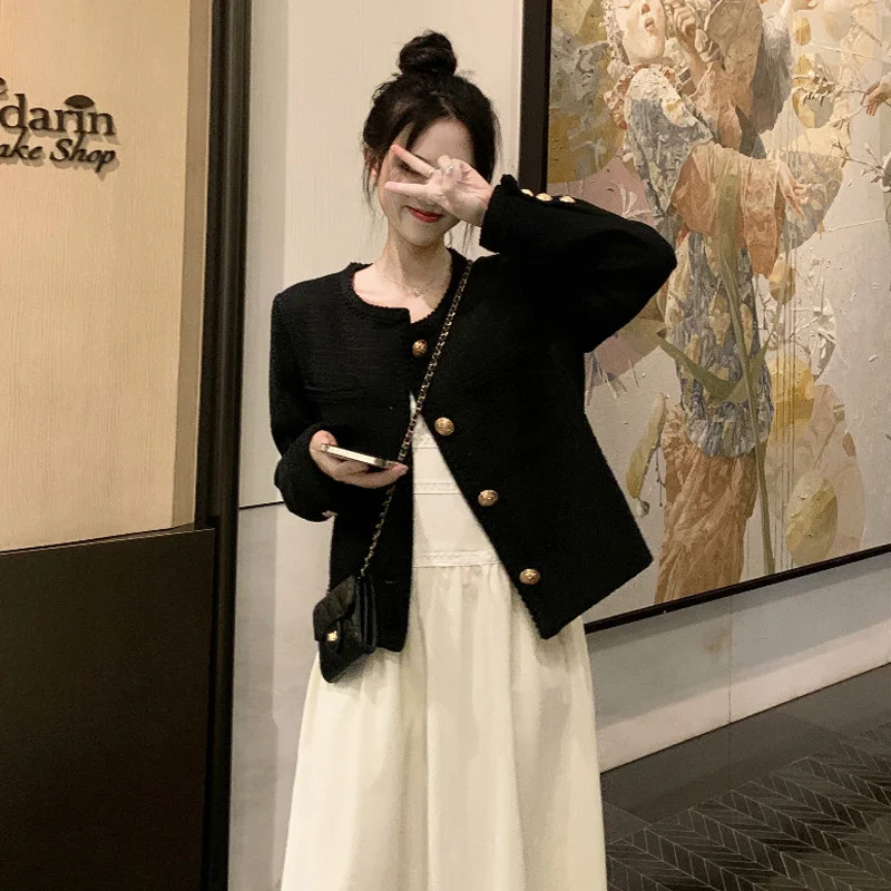 Черное маленькое ароматизированное пальто женская одежда на весну и осень