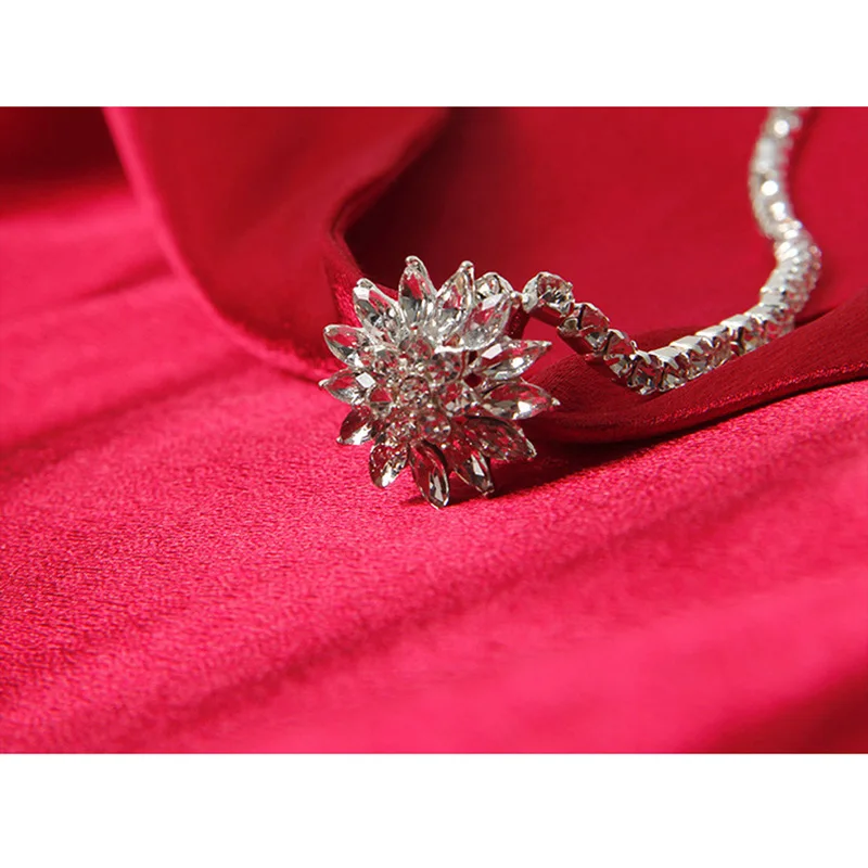 Платье Ordifree женское атласное на бретелях-спагетти пикантное шелковое короткое