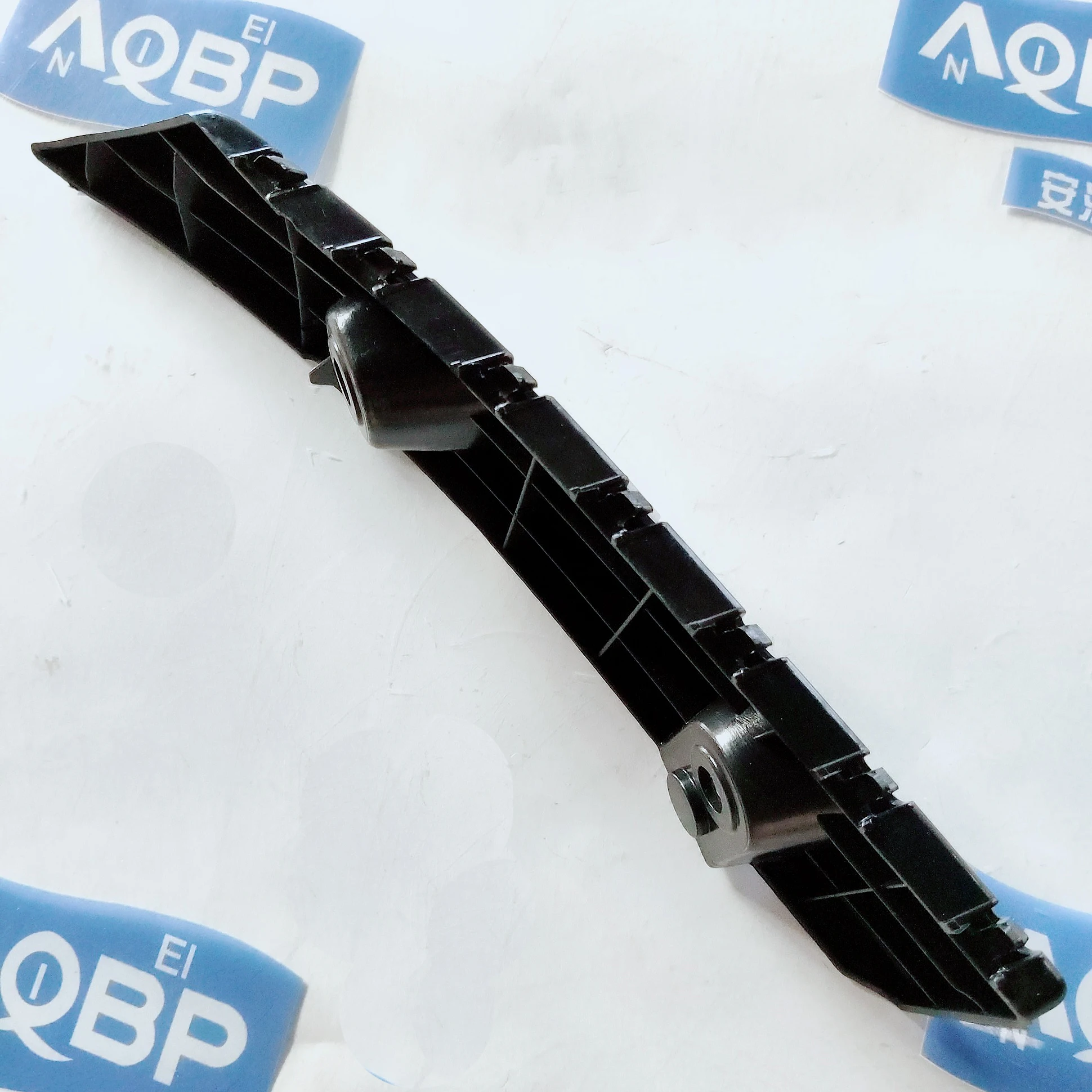 Автомобильные детали OE номер 2803180U2010 для JAC J6 передний бампер кронштейн правая
