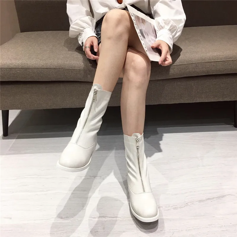 Ботильоны женские на низком каблуке с молнией спереди зеленые черные белые