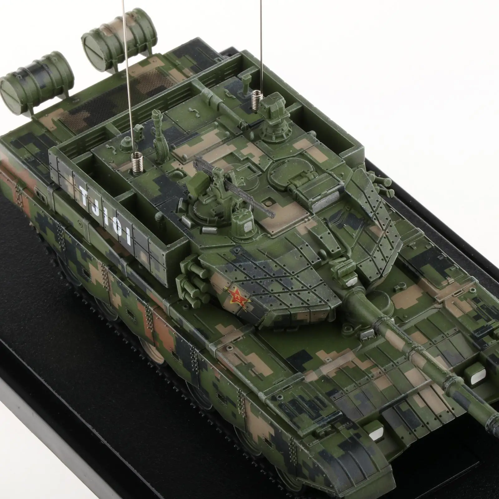 

Модель танка времен Второй мировой войны из сплава в масштабе 1:72