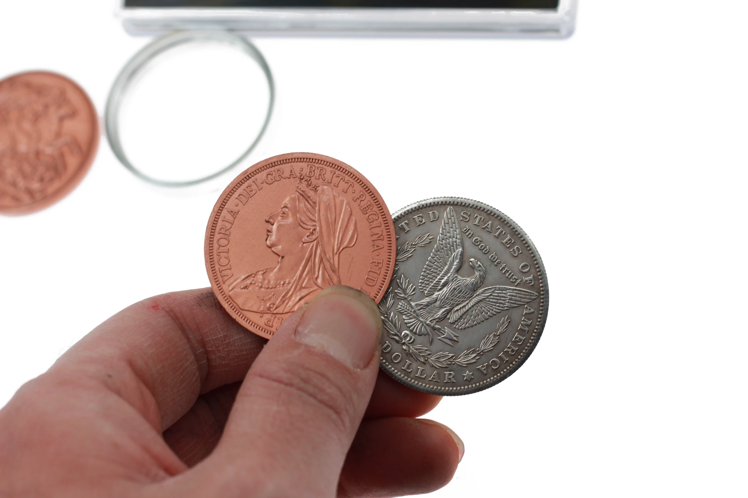 Скотч и Сода от Оливера Мэджик (доллар Моргана королева Виктории древние монеты)