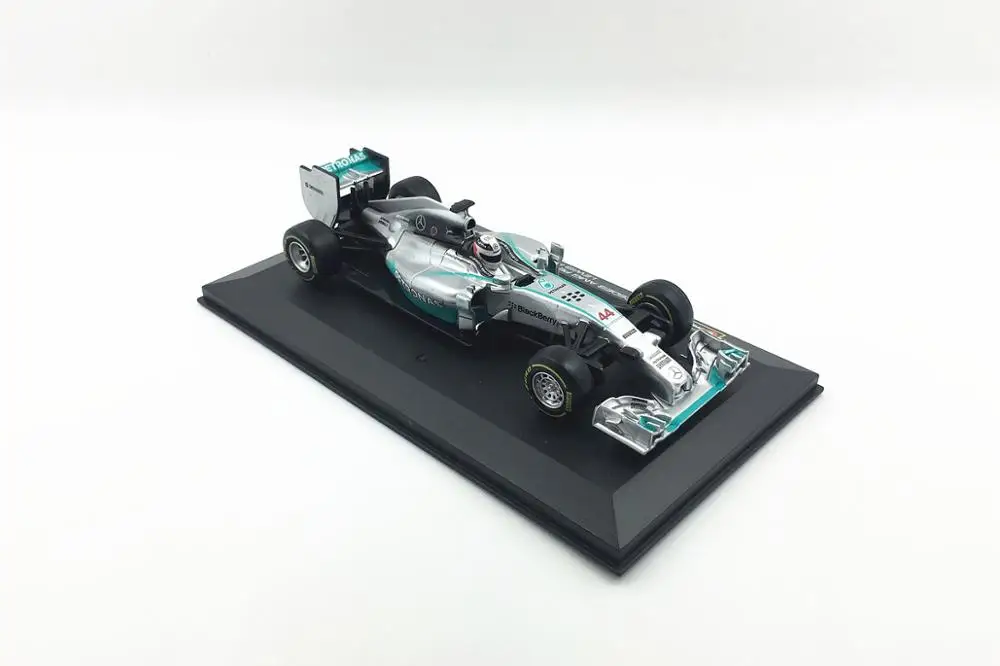 Bburago, 1/32, 1:32, Red Bull TAG Heuer RB13, No3, Daniel Ricciardo F1, Формула 1, модель автомобиля, литая под давлением, игрушка для детей, мальчиков и девочек - Цвет: Mercedes W05 No44