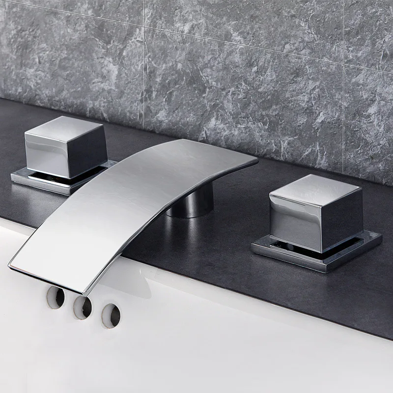 

Медный смеситель с двойной ручкой и тремя отверстиями