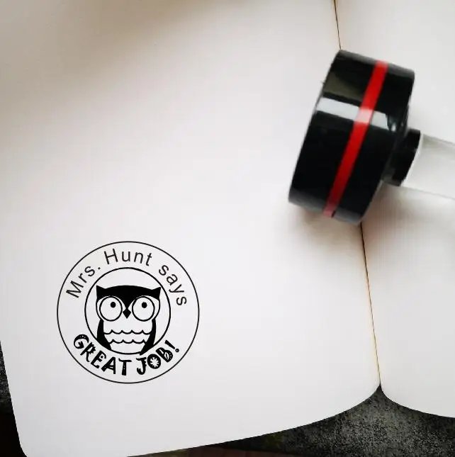 Отличная работа учитель штамп с именем Сова персонализированные