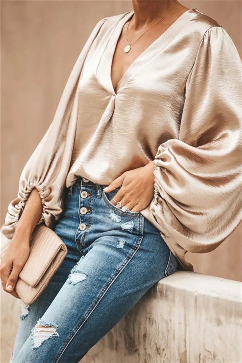 

Women's Casual Chiffon Blouses Autumn 2020 Shirt Women Tops White V Neck Lantern Sleeve Loose Jumper Top Streetwear Pullover