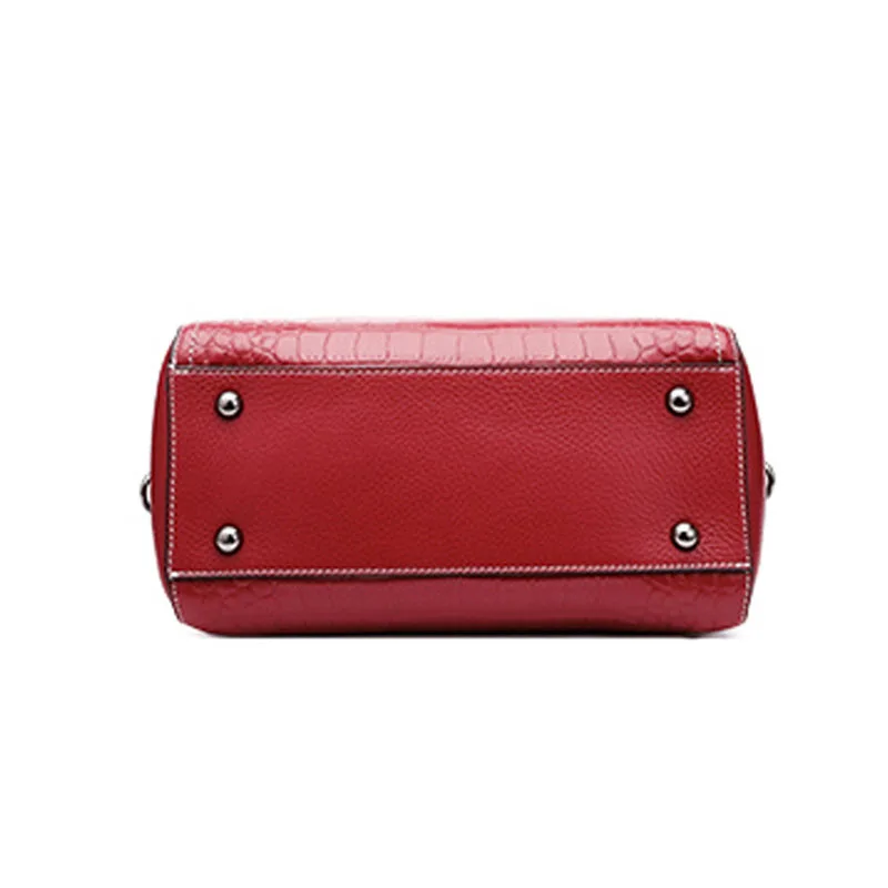 

2020 new fashion trendy ladies large capacity wine red leather soft leather one-shoulder atmospheric messenger handbag