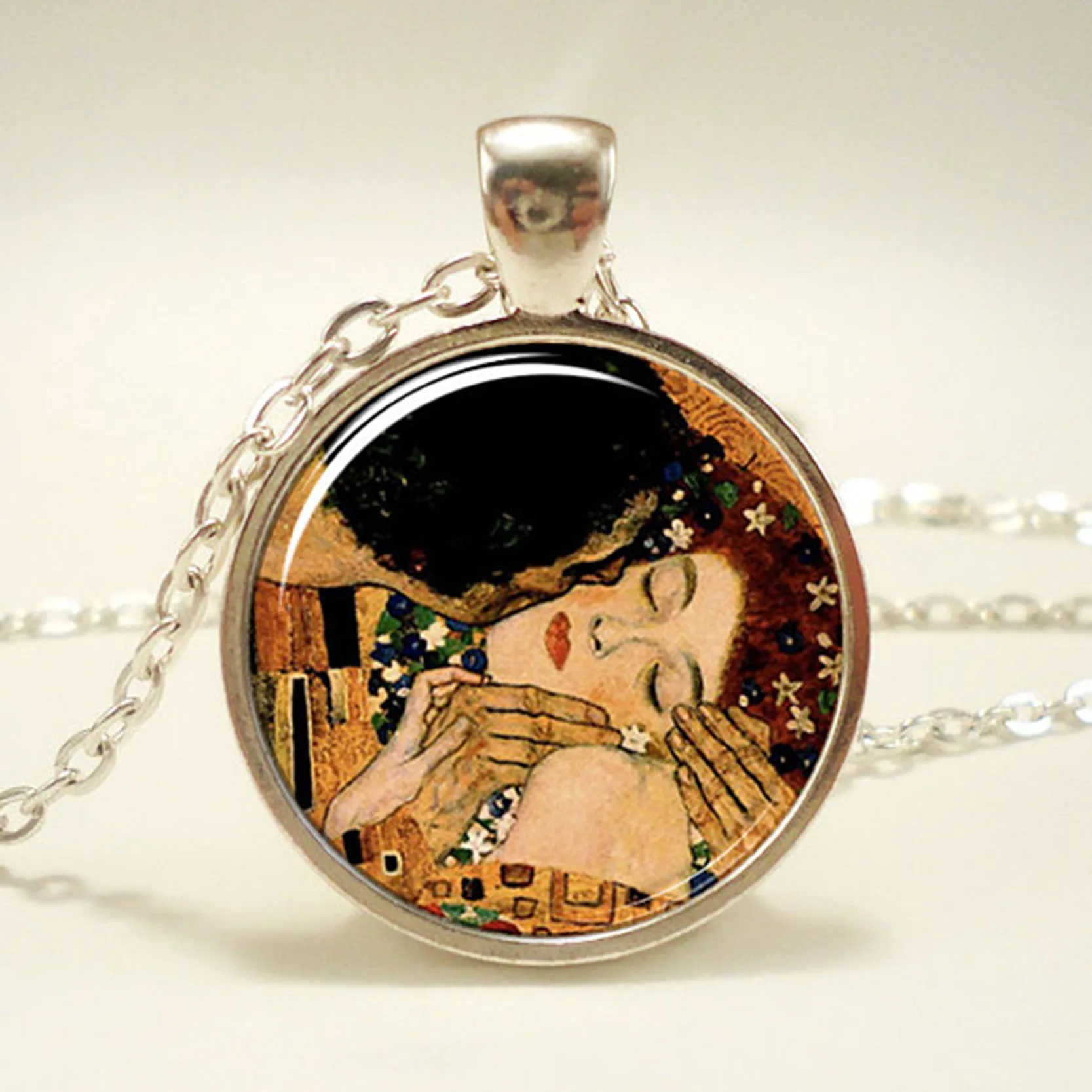 

Artwork Necklaces Painter John William Waterhouse Juliet Jewelry Glass Dome Pendants Silver Plated Statement Chain Necklace