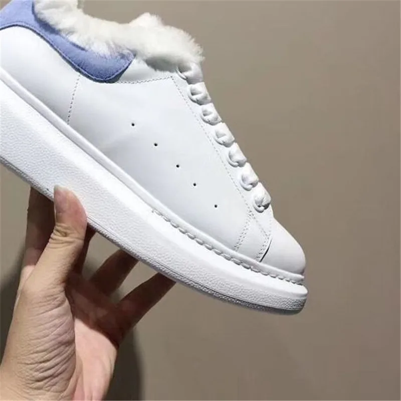 Маленькие белые туфли Женская зимняя новая повседневная обувь Теплая женская из