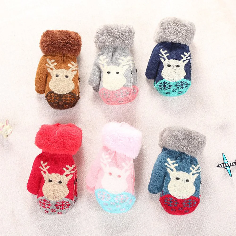 

1 Pair Lovely Cartoon Lanyard Knitted Gloves Christmas Elk Thick Plush Warm Mittens for Kids Boys Girls Gloves Winter Outdoor