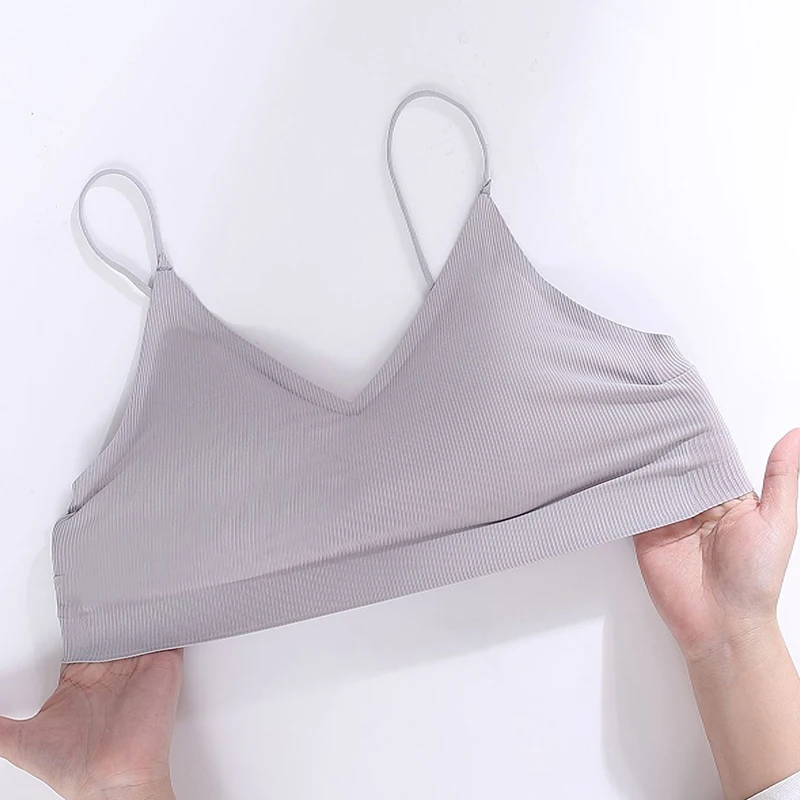 

Women's Underwear Sexy Undershirt Seamless Ice Silk Brassiere Boob Tube Top Base Chest Wrap Girls Camisole