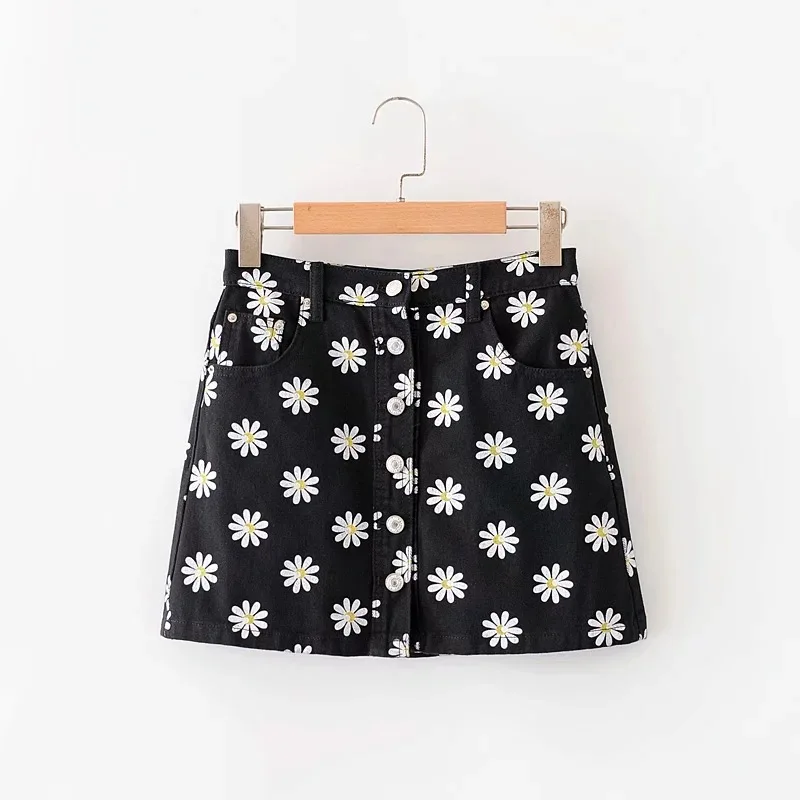 

Women 2021 Cutie Sweet Pink Heart Denim Skirt Chic Front Button Up Mini Skirts School Girl Fashion High Waist a Line Jeans Skirt