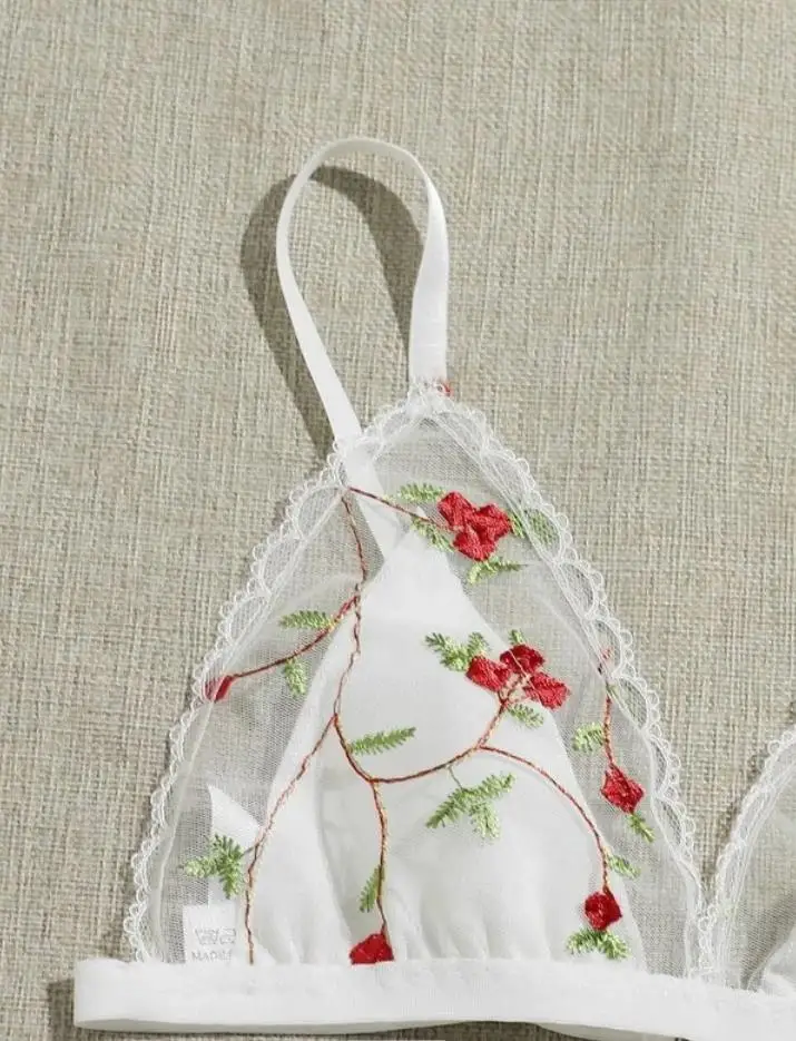 2021 Сексуальный нижнее белье Набор Цветочная Вышивка Бра + Трусики + Подвязки Прозрачные Женские Эротические комплекты для медового месяца.