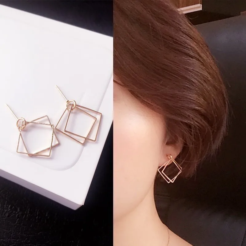 

Mini Hollow Square Dangle Earrings Metal Fashion Women Earrings Geometric Statement Drop Earrings boucles d'oreilles femmes