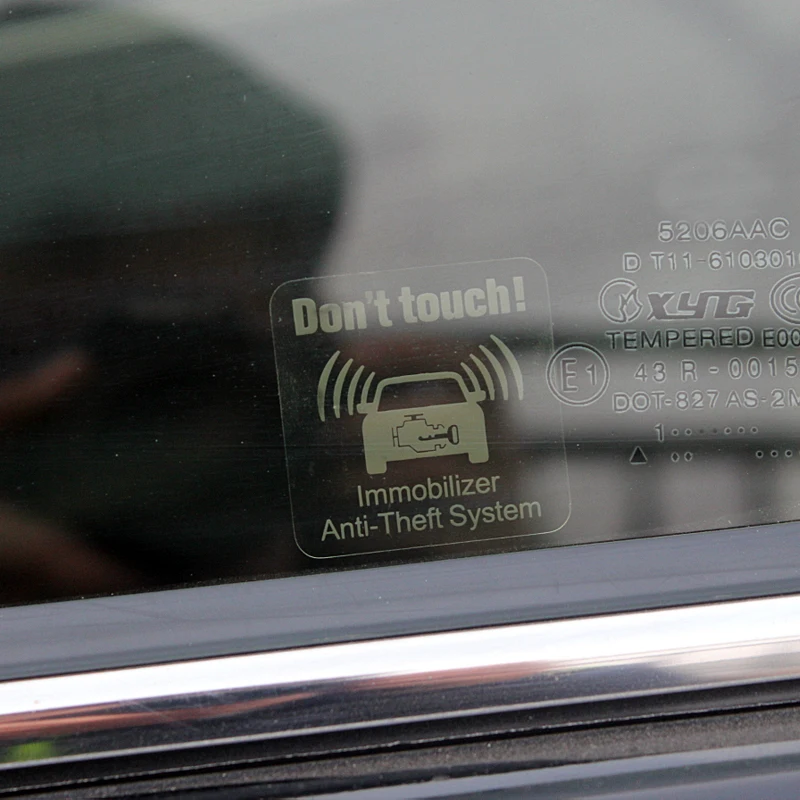 Внутри окна Применение Предупреждение сигнализации Системы не прикасайтесь к