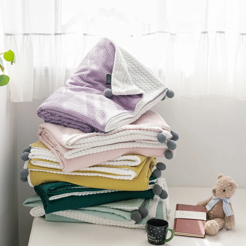 

Ins Скандинавская утолщенная двухслойная осенне-зимняя вафельная Коралловая пушистая одеяло с двойным покрытием