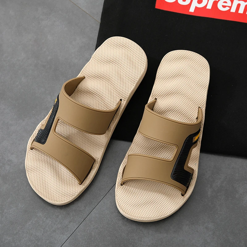 

2021 Summer New Men's Fashion Trend Slippers Large Size Non-slip Massage Sandals Household Flip Flops