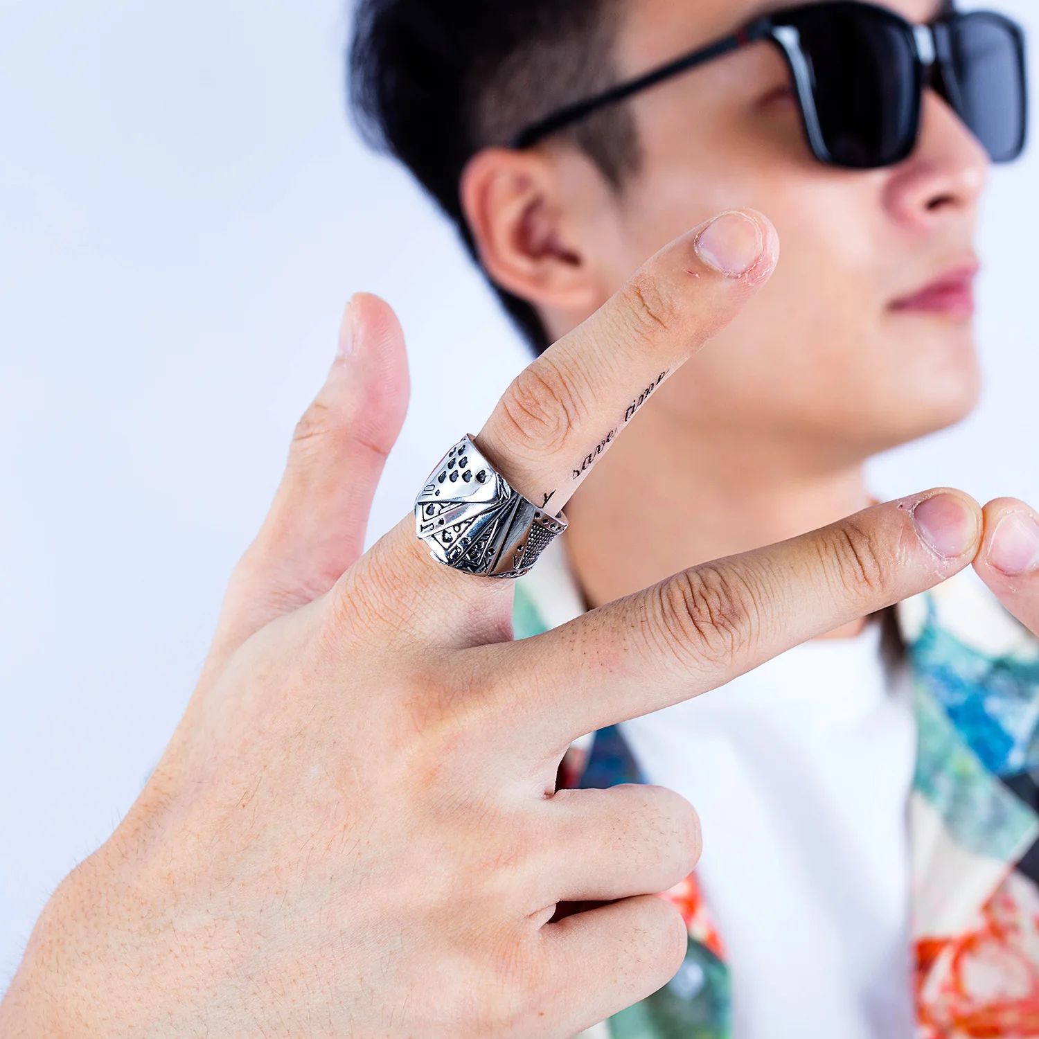 

Hemiston Magician Playing Card Men's Titanium Steel Ring Retro Hip Hop Texas Poker Tonghuashun Casting Ring