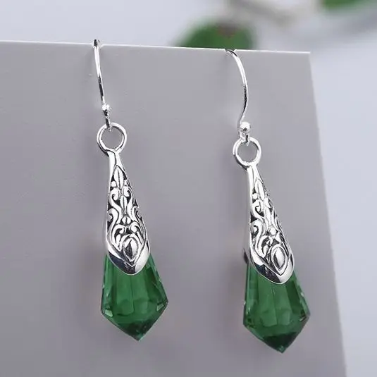 Женские серьги-подвески из серебра 925 пробы с натуральным изумрудом | Украшения и