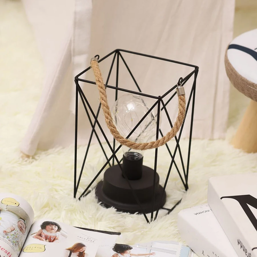 

Cage LED Lantern Table Lamp Retro Iron Art Table Light Battery Powered Hollow Desk Light For Living Room Kitchen Bedside Wedding