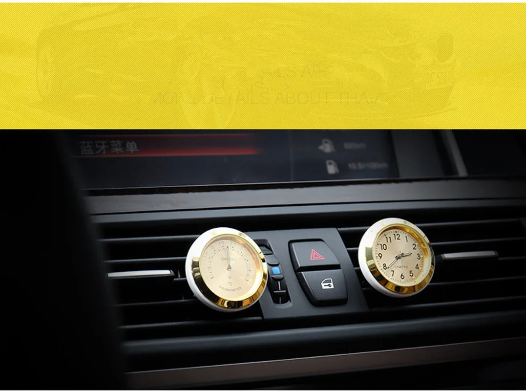 Светящиеся часы для автомобиля кварцевые мини с клипсой вентиляционного