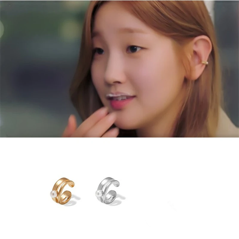 

2021 fashion new simple sweet cute single Circle Earrings Korean style elegant high quality Earrings