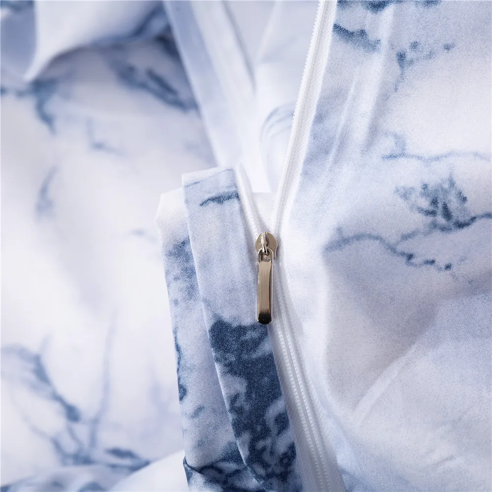 Современный простой элегантный комплект постельного белья синего цвета с