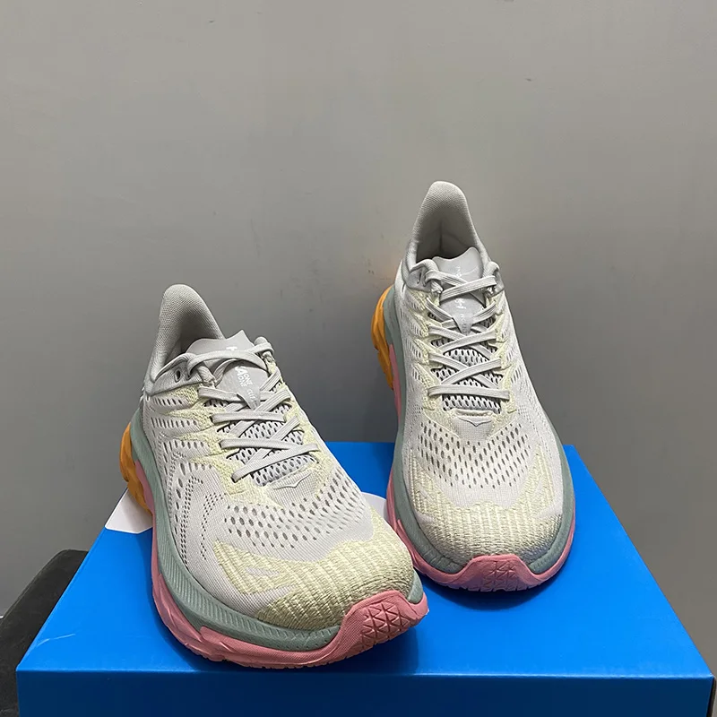 

Men HK Clifton Edge Road running jogging shoes men`s Marathon racing shoes shock-relief ultra-light off-road running sneakers