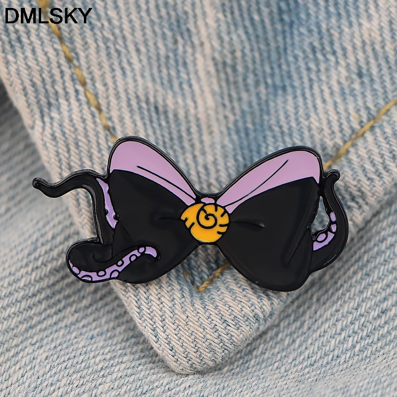 DMLSKY Урсула металлический значок мультяшный персонаж креативные значки на рюкзак