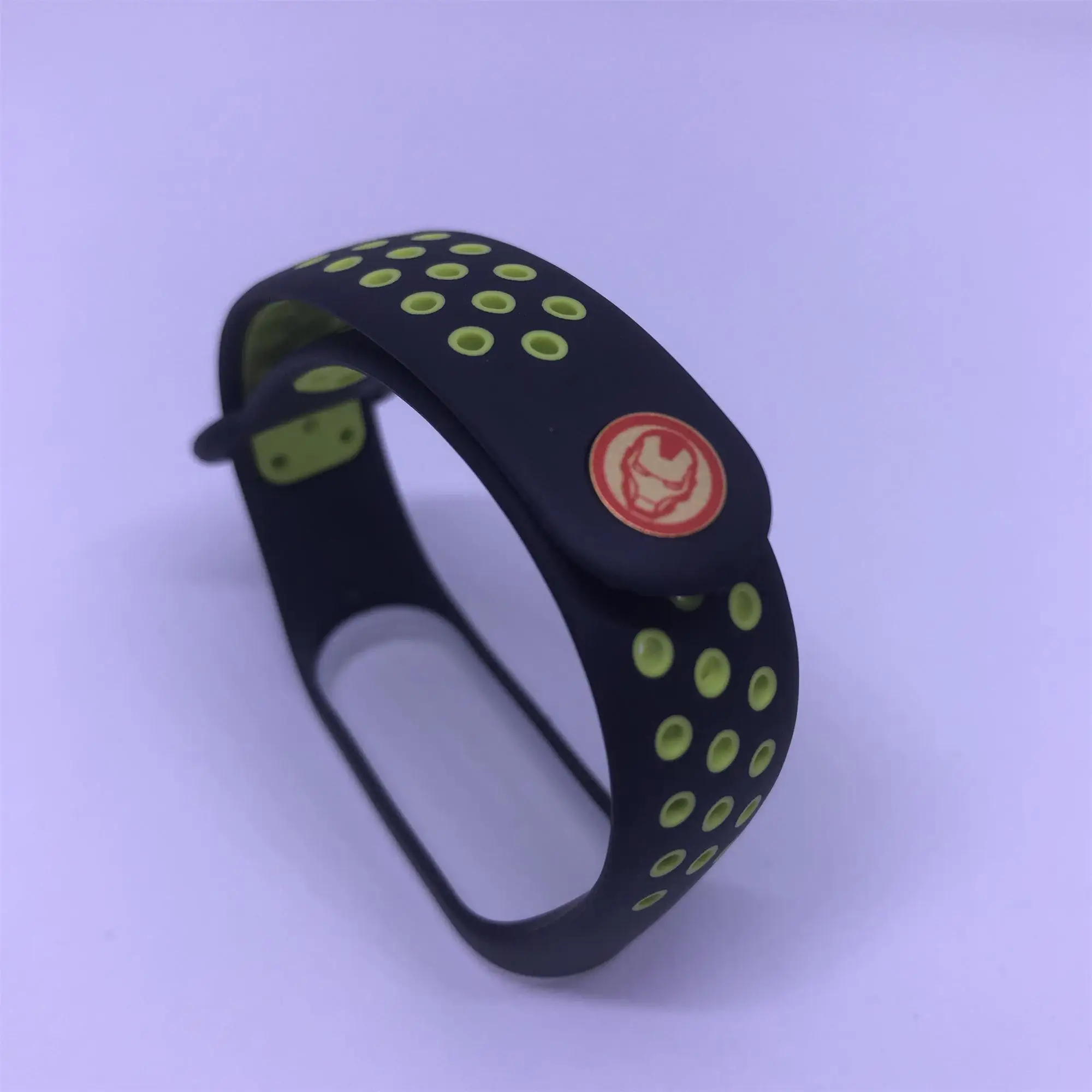 FIFATA NEW The Avengers Silicone Watch Strap For Xiaomi Mi Band 4 Xiaomi Mi Band 3 Smatr Watch Wristband Replace Accessories - Цвет: Black Green-C