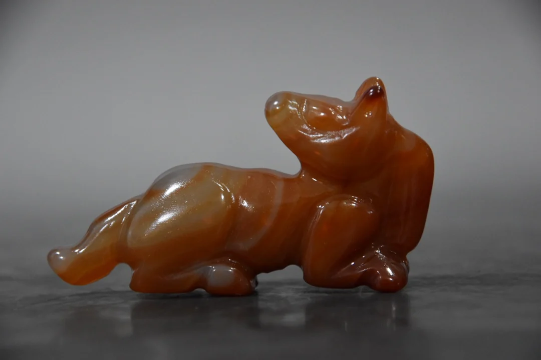 

Red mountain culture Warring States red agate Chinese red horse