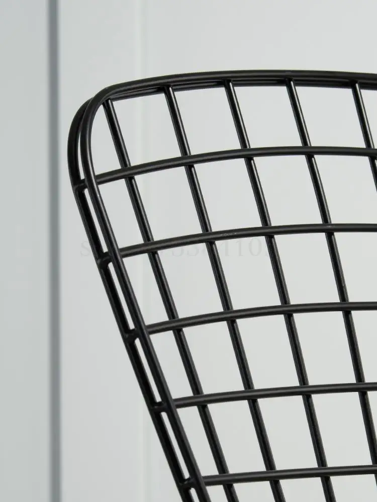 Скандинавский стул из кованого железа искусственное кресло с красной проволокой