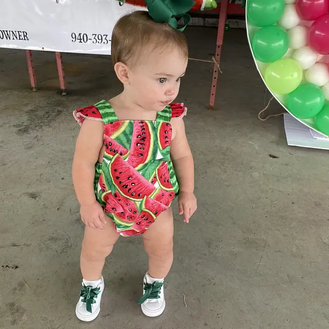 

Summer Baby Girls Outfit Suit Sweet Style Infant Watermelon Printing Ruffle Fly Sleeve Bodysuit + Bow Headband 2PCS Set