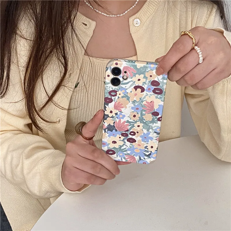 

Retro Flower floral Phone Case For iphone 12 mini 11 Pro Max 7 8 plus X XR XS Max SE 2020 Silicone Capa Matte leather Back Cover