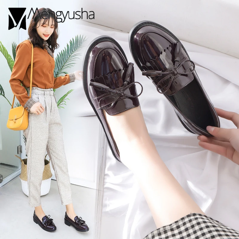 Туфли оксфорды женские с бахромой низкий квадратный каблук плоская подошва