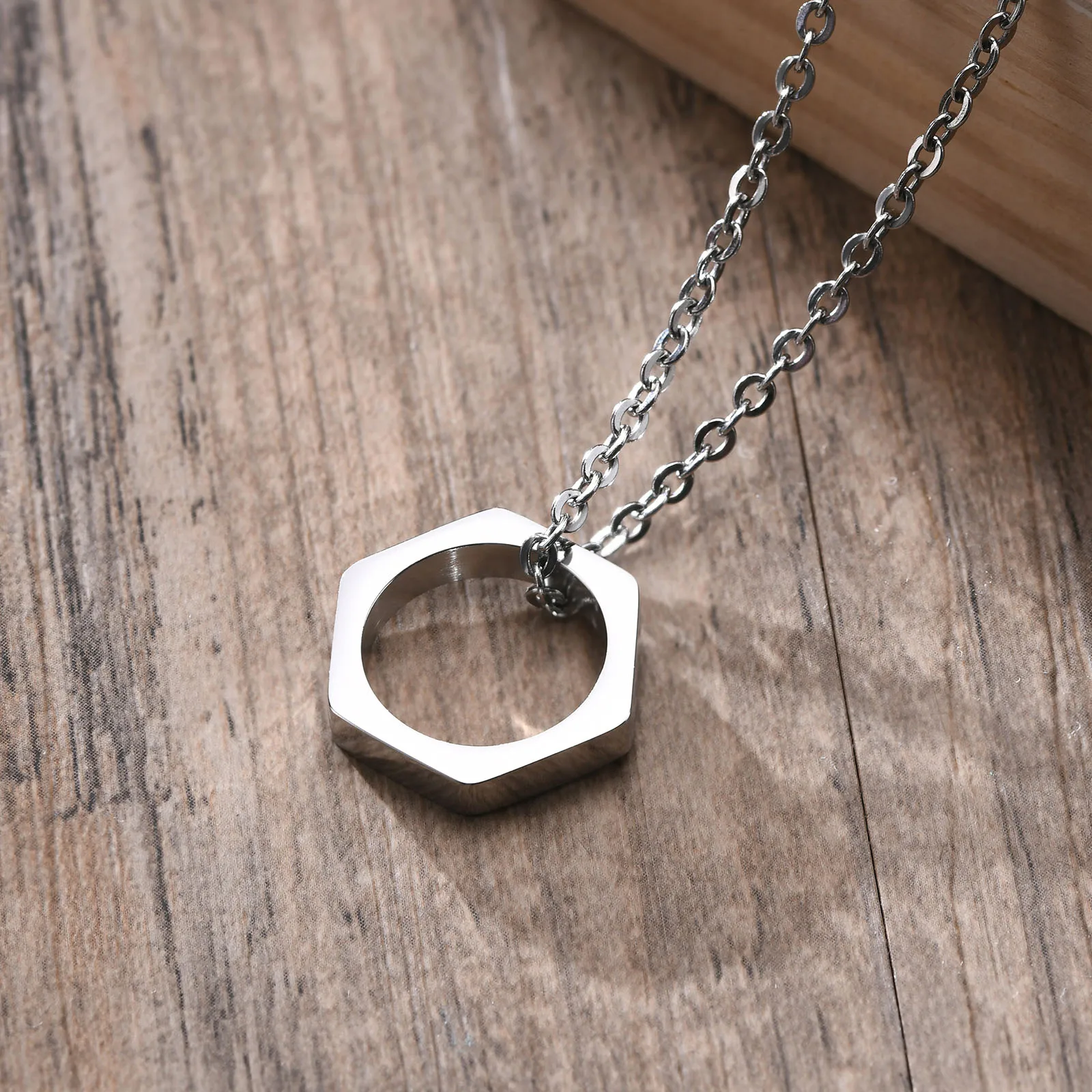 Мужское ожерелье винтовая подвеска с шестигранной головкой шестиугольный