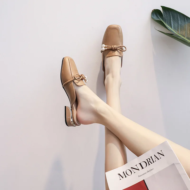 

Cover Toe Butterfly-Knot Slippers Women Summer Shoes Square heel Pantofle Luxury Slides Low Block 2021 Designer Soft Fabric Butt