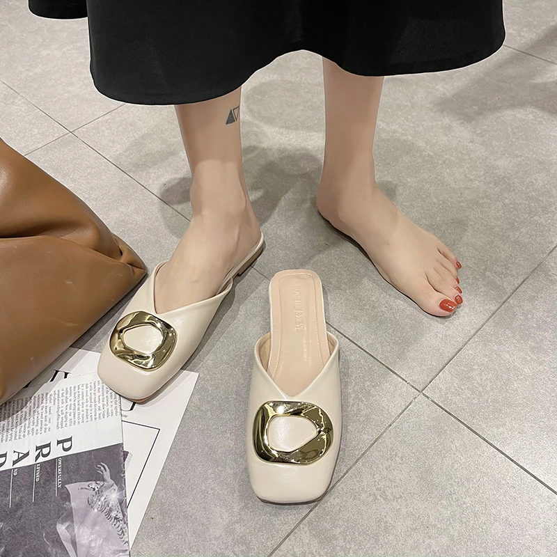 

Cover Toe Shoes Woman 2021 Female Mule Slippers Summer Low Rivet Pantofle Mules Soft Flat New Square Rubber Metal Decoration Sli