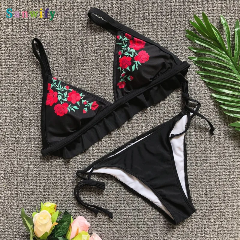 

2020 Sexy Swimwear Fashionable Bikinisexy Black Gathering Bikini Swimsuit Bikini